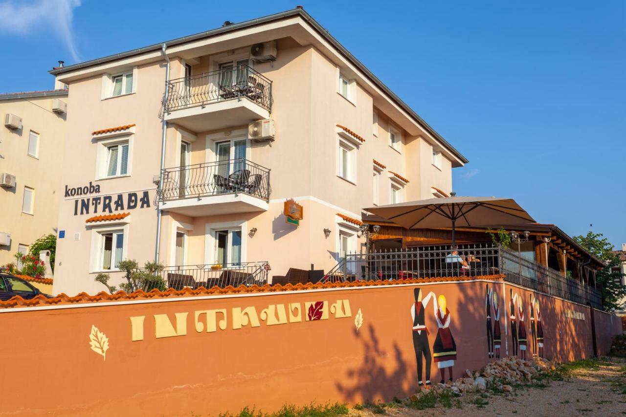 Apartments Jadranka Малинска Екстериор снимка